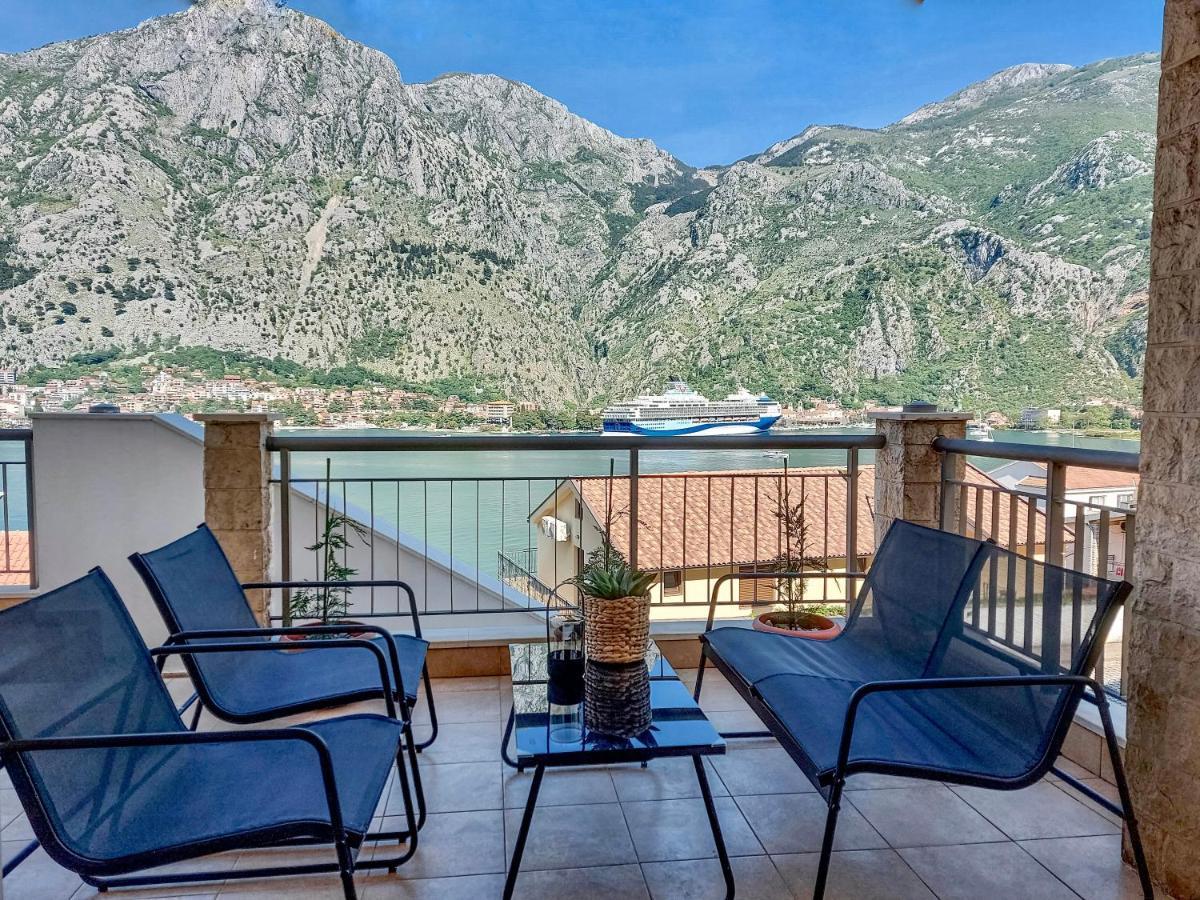 J&M Apartment Kotor Kültér fotó