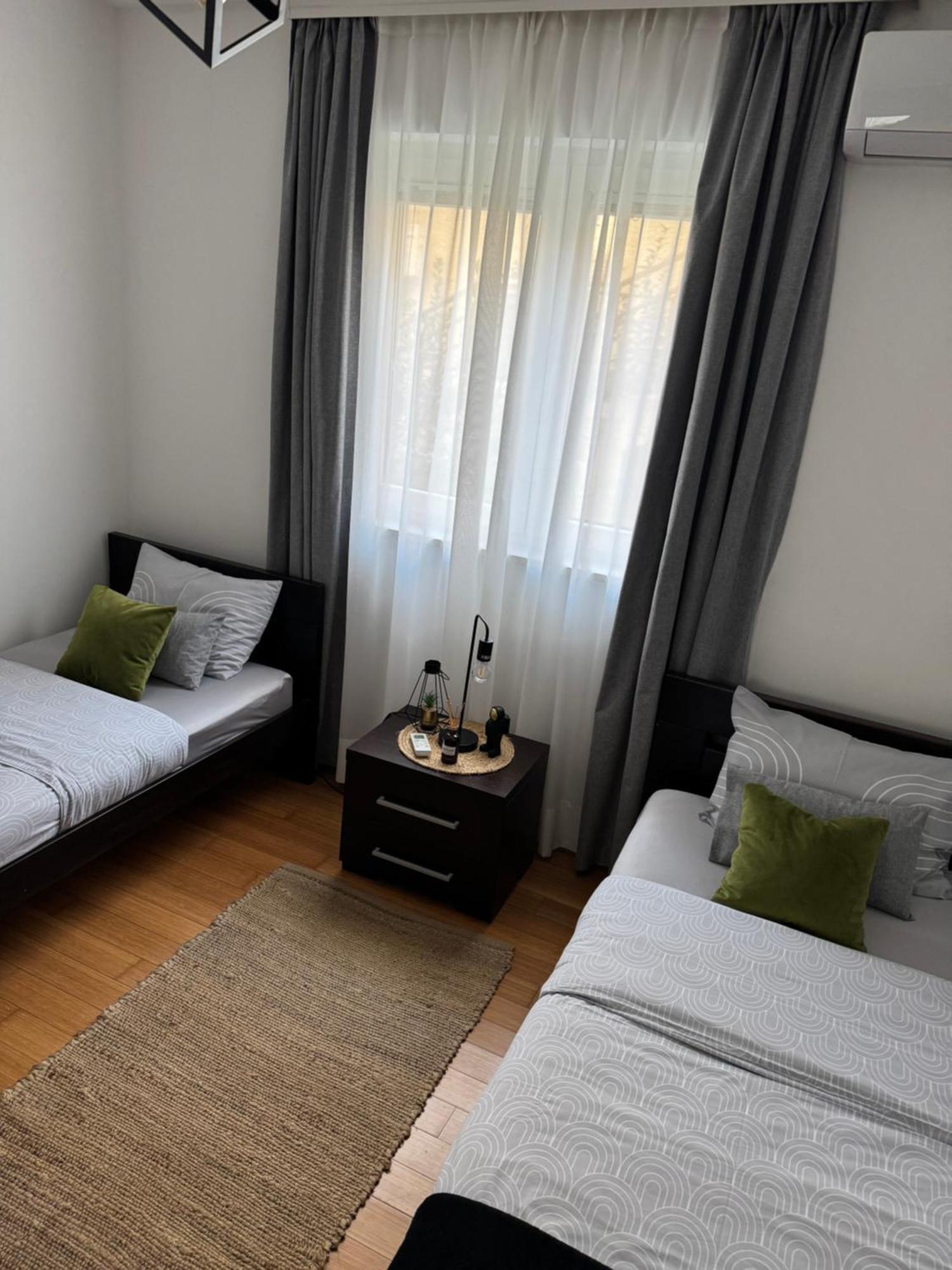 J&M Apartment Kotor Kültér fotó