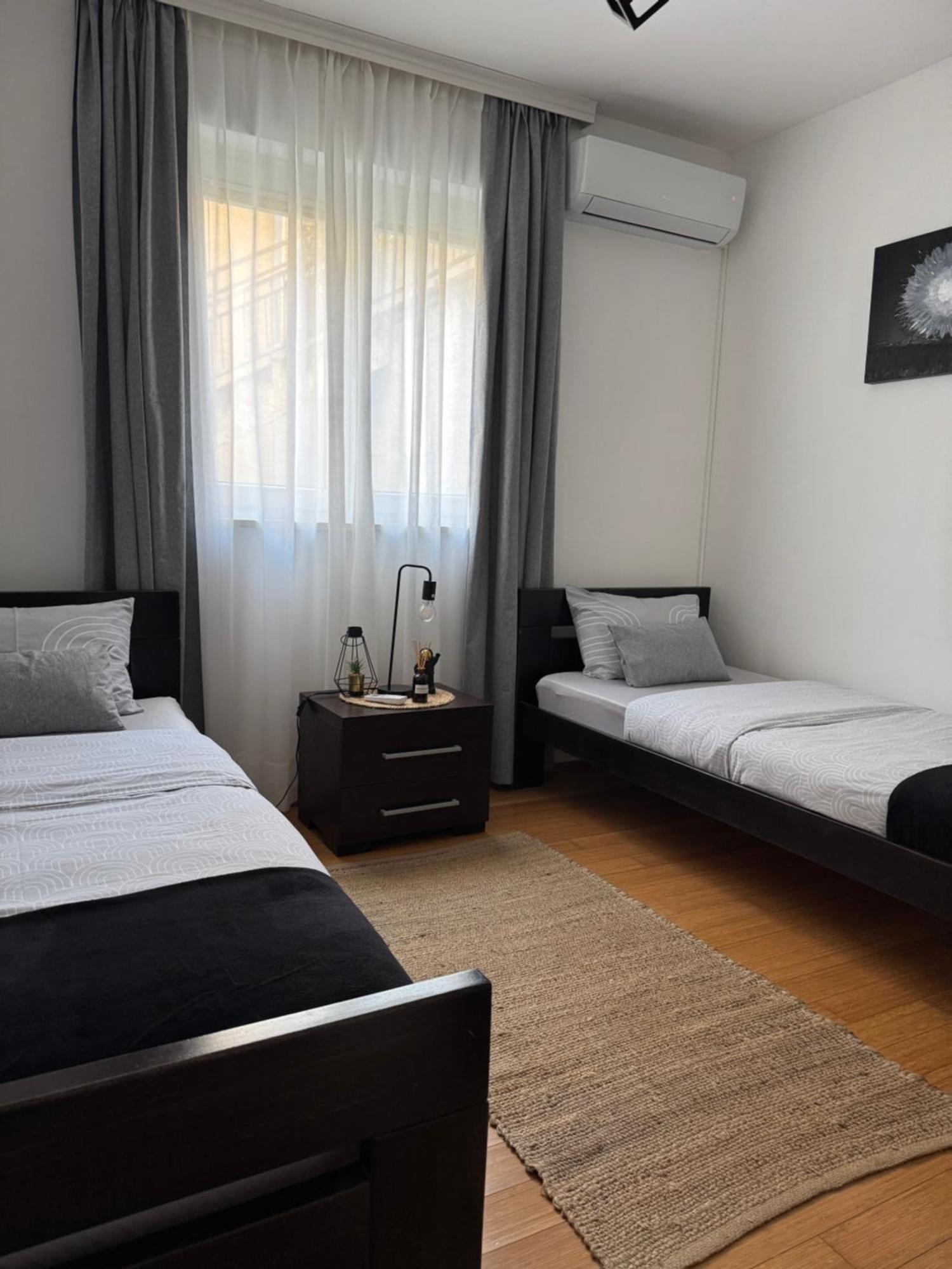 J&M Apartment Kotor Kültér fotó